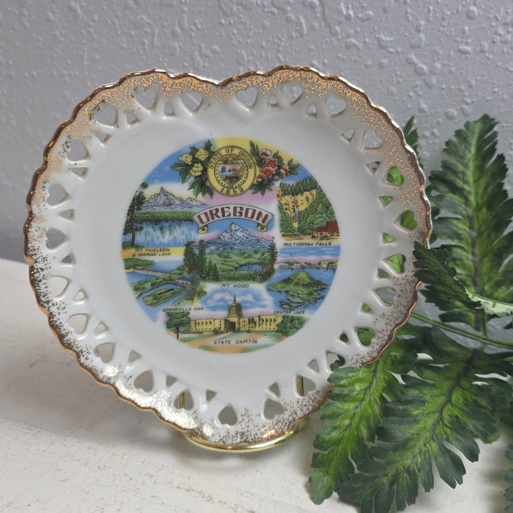 Vintage Oregon State Souvenir Plate Heart Shaped Reticulated Gold Rim